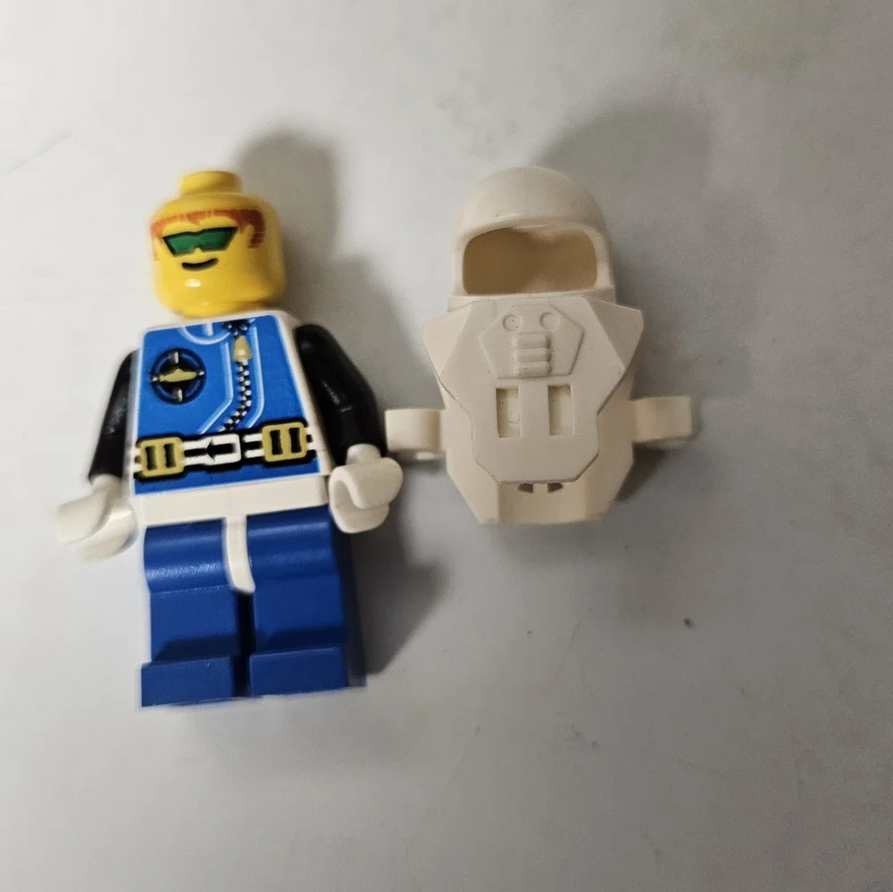 LEGO Space Minifigure Astronaut‎